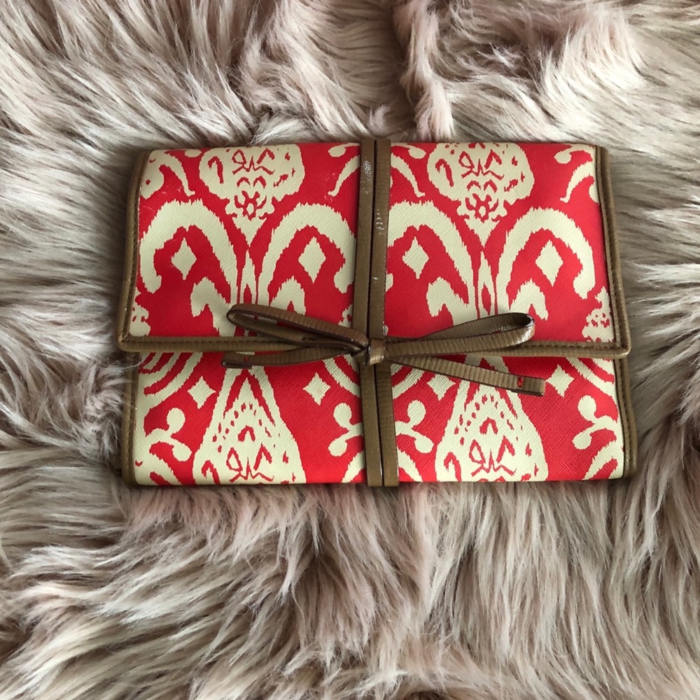 Patterned Jewelry Clutch